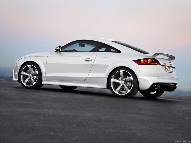 Illustration for article titled 2010 Audi TT RS: Haben Sie Einen Wet-nap?